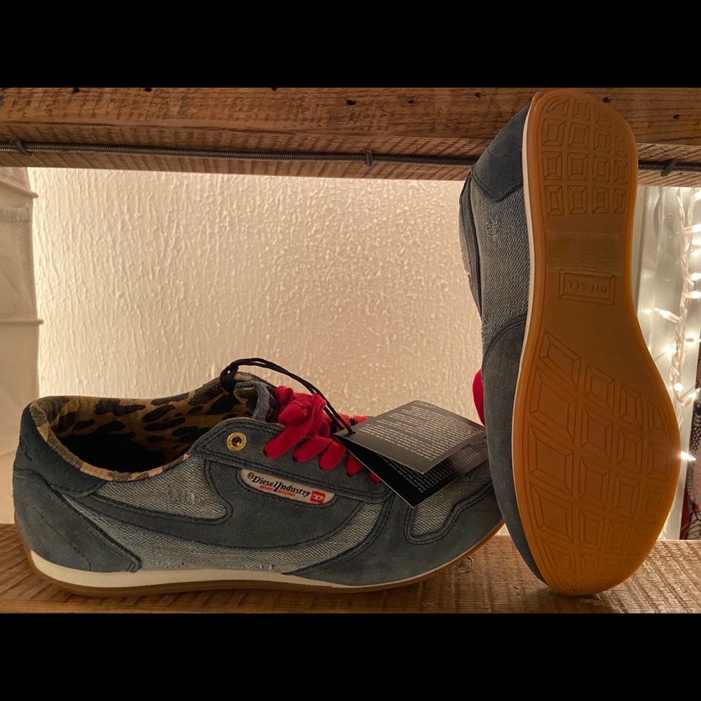 NWT Limited edition DIESEL Sheclaw SIZE 9 *NWT